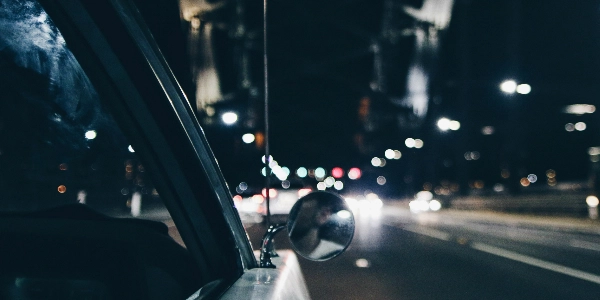 夜晚行車(安全)齊注意