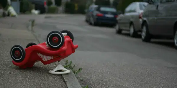 第三者責任保險與綜合汽車保險:在處理意外上有甚麼分別?
