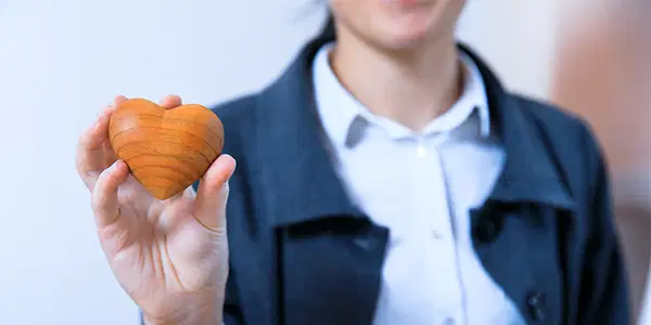 如公司已有醫保,還需要自行再買嗎
